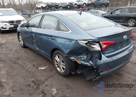 2015 Hyundai Sonata Se z USA, uszkodzony, nr VIN 5NPE24AFXFH210904